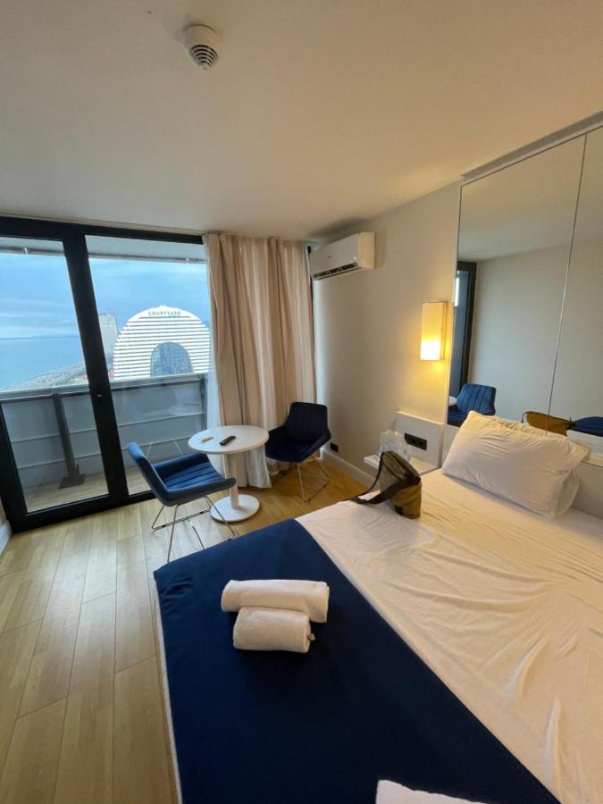 Orbi City Suite Batumi Exterior photo